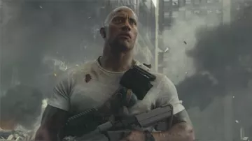 The t-shirt ciné Davis Okoye (Dwayne Johson) in Rampage