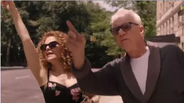 Sunglasses Marc Jacobs Thomas Pembridge (Malcolm McDowell) in Mozart in the Jungle S04E08