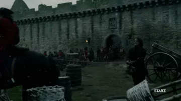 The Craigmillar Castle in Scotland, site of the prison of Ardsmuir in the series Outlander S03E03