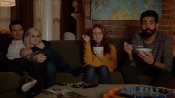La marinière Proenza Schouler de Liv Moore (Rose McIver) dans iZombie S04E10