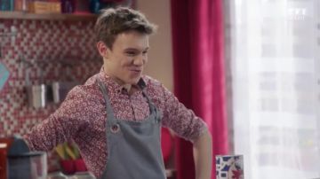 The shirt with flowers Zara Zac (Lenni-Kim) in Tomorrow belongs to us S02E29