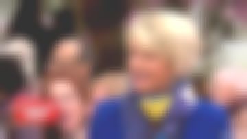 Le foulard en soie de Sophie Davant dans #AffaireConclue du 10/05/2018