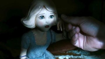 The porcelain doll in the film The fantastic world of Oz