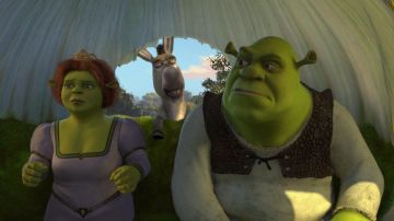 La réplica de muñeca de Fiona como un ogro en Shrek
