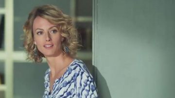 The blouse Ba&sh range by Coralie (Sarah Mortensen) in a More beautiful life