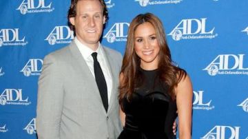 La robe noire en velours peplum de Meghan Markle pour les Industry awards 2011