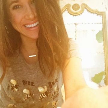 Le t-shirt abeilles J. Crew para la Xerces Society de Meghan Markle sur Instagram en avril 2015