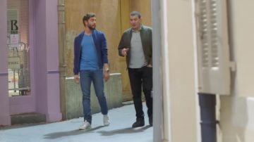 The white sneakers Nike Abdel (Marwan Berreni) in a More Beautiful Life