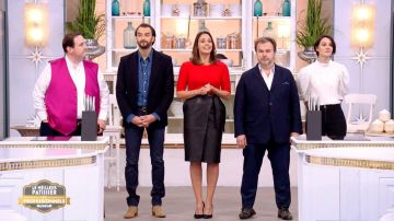 The Skirt wallet black leather of Julia Vignali in #LMP The best pastry professionals in The 21/05/2018