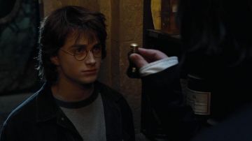 La réplique des lunettes de vue de Harry Potter (Daniel Radcliffe) dans Harry Potter et la coupe de feu