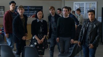 The little black bag cat Kate Spade worn by Courtney Crimson (Michele Selene Ang) seen in 13 reasons why S02E12