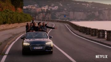 L'Audi A5 Cabriolet dans Sense8 S03E01