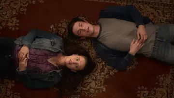 Mosaic top worn by Hannah Baker (Katherine Langford) in 13 Reasons Why S02E07