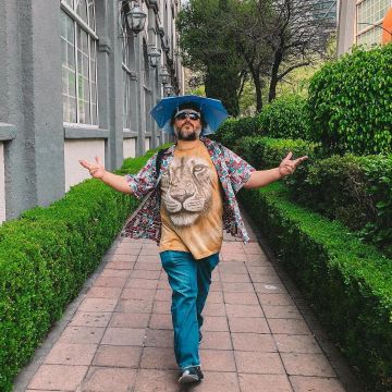 La Montagne du Lion Guerrier T-Shirt porté au Mexique par Jack Black sur Instagram