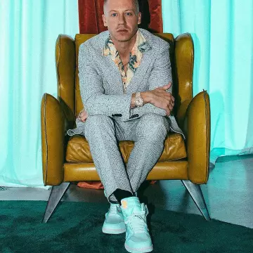 Nike Air Jordan 1 Off-White worn by Macklemore on his Instagram post