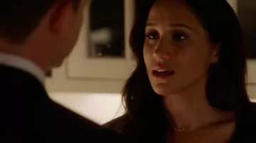 Rachel Zane (played by Meghan Markle) outfits on Suits