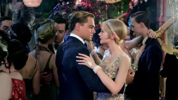 Le bracelet années 20 porté par Daisy Buchanan (Carey Mulligan) dans Gatsby le magnifique