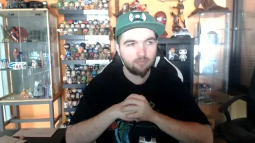 Cap, Green Lantern of LinksTheSun in the YouTube Video The Catch - How does it work ?