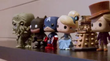 La figurine Funko Pop Cthulhu dans la vidéo YouTube Chansons françaises : le moment où ça a merdé (critique) de LinksTheSun