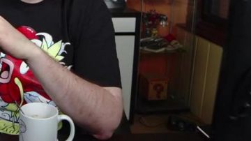 El cubo de Mario en el video de YouTube de Despacito - Luis Fonsi (revisor) de LinksTheSun