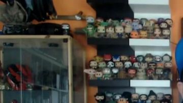 Funko Pop Sonic (Sonic) figura en LinksTheSun video de YouTube ama el dinero de TMTC