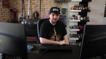 Le masque de Loki de The Mask dans la vidéo YouTube Tron l'Héritage - 50/50 (critique) de LinksTheSun