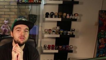 la figura funko pop vision en el video de YouTube The Green Line - 50/50 (revisión) por LinksTheSun