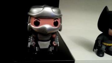 La figurine Funko Pop Shredder dans la vidéo YouTube Point Culture : Les théories de fan au cinéma (2ème partie) de LinksTheSun