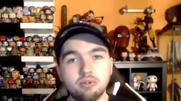 La figurine Funko Pop Davos dans la vidéo YouTube Une nouvelle émission sur la chaîne LinksTheSun !