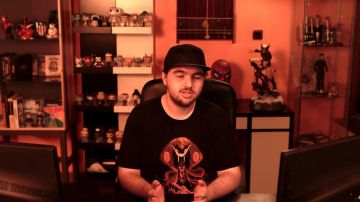 la figurine Funko Pop Belle dans la vidéo YouTube Les Nouvelles Aventures d'Aladin - 50/50 (critique) de LinksTheSun