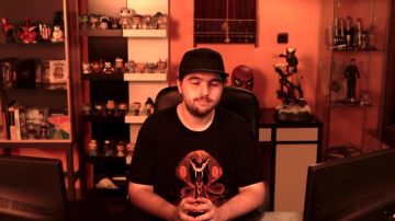 la figurine Funko Pop Tiana dans la vidéo YouTube Les Nouvelles Aventures d'Aladin - 50/50 (critique) de LinksTheSun