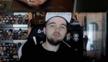 El Funko POP Baymax visto en el video de LinksTheSun "50/50 on Polisse"