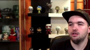 The figurine Funko Pop Giant Man (Captain America - Civil War) seen in the video Songs : the moment it was fucked up of LinksTheSun