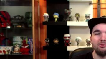 The figurine Funko Pop Scarecrow seen in the video Songs the moment it was fucked up of LinksTheSun