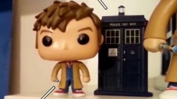 La figurine Doctor Who Pop! 10th Doctor Funko dans la vidéo Les théories de fan au cinéma de LinksTheSun