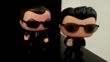 The figurine FunKo POP Neo (Matrix) of LinksTheSun in his video "Point Culture : theories of fan to the cinema"