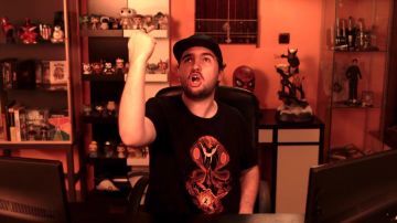Le t-Shirt "Sand Nightmare" de Jafar dans la vidéo YouTube Les Nouvelles Aventures d'Aladin - 50/50 (critique) de LinksTheSun