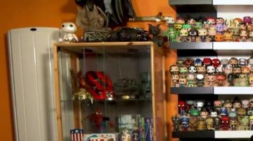 La figura de Spider-Man de Pint Size Heroes en el video de YouTube Polisse - 50/50 (revisión) de LinksTheSun