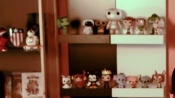 La figura funko pop n°87: Pumbaa (Disney, El Rey León) de LinksTheSun en su video The Avengers of the Salon!