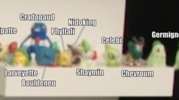 Figura de Pokémon Shaymin (Bandai) vista en No pero viste lo que estás escuchando 09 - Blooper (Linksthesun)