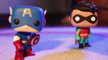The figurine Funko Pop Robin (Batman) LinksTheSun view in his youtube video The Avengers in the Living room !