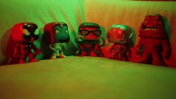 La figurine Funko Pop Docteur Octopus dans la vidéo YouTube Les Vengeurs du Salon ! de LinksTheSun