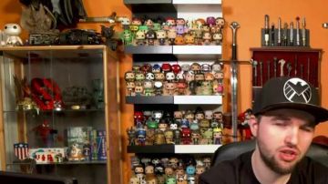 La figurine Funko Pop! Spider-Man de LinksTheSun dans sa video Polisse - 50/50