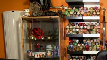 La figurine Funko Pop! Bobblehead / Jabba le Hutt (Star Wars) dans la video youtube "Polisse - 50/50" de LinksTheSun