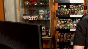 La figurine Funko Pop! BB-8 Star Wars : Les Derniers Jedi dans la vidéo Vidéo YouTube Polisse - 50/50 (critique) de LinksTheSun