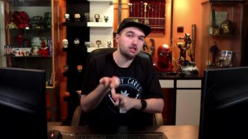 El Funko Pop! Severus Rogue en el video de YouTube Canciones francesas: el momento en que metió la pata (revisión) de LinksTheSun