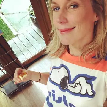The t-shirt Snoopy Sister of Agathe Lecaron on a photo to Instagram