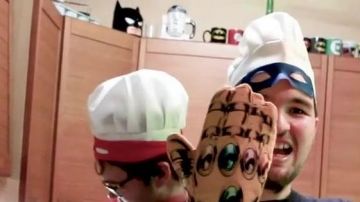 ¡La taza R2-D2 3D vista en Cooking a Ninja Turtle Pizza! por Linksthesun