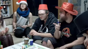 The t-shirt Yoshi Island parody Jurassic Park black seen in the youtube video Part of Concept family ! of LinksTheSun