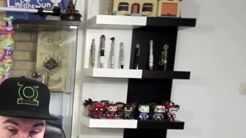 El destornillador láser del Maestro (Doctor Who) visto en No But You Saw What You're Listening to 14 - Linksthesun Blooper